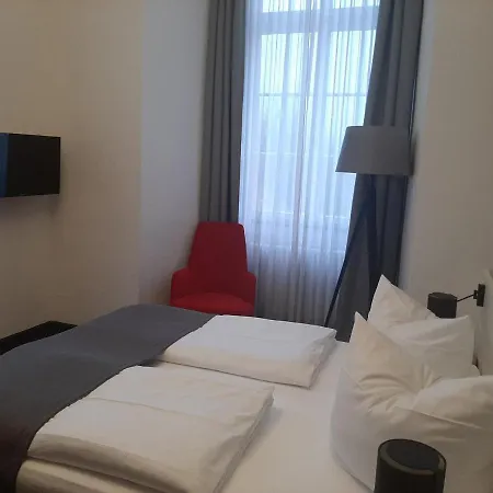 Auf Schloss Beuggen 3*